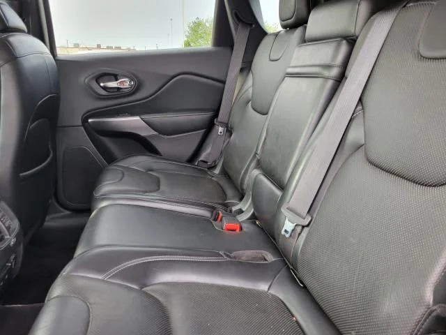 Used 2019 Green Jeep Limited image 12