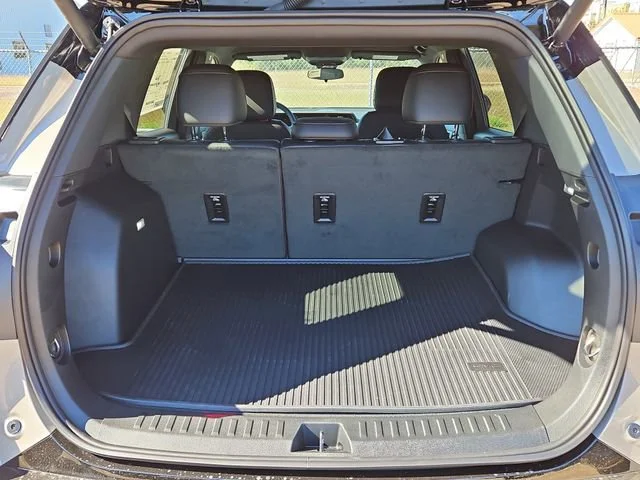 2026 GMC Terrain AT4 - Photo 8