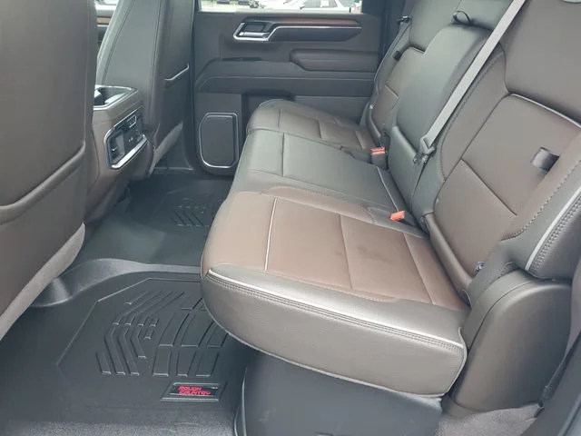 Used 2024 White Frost Tricoat GMC Denali image 22