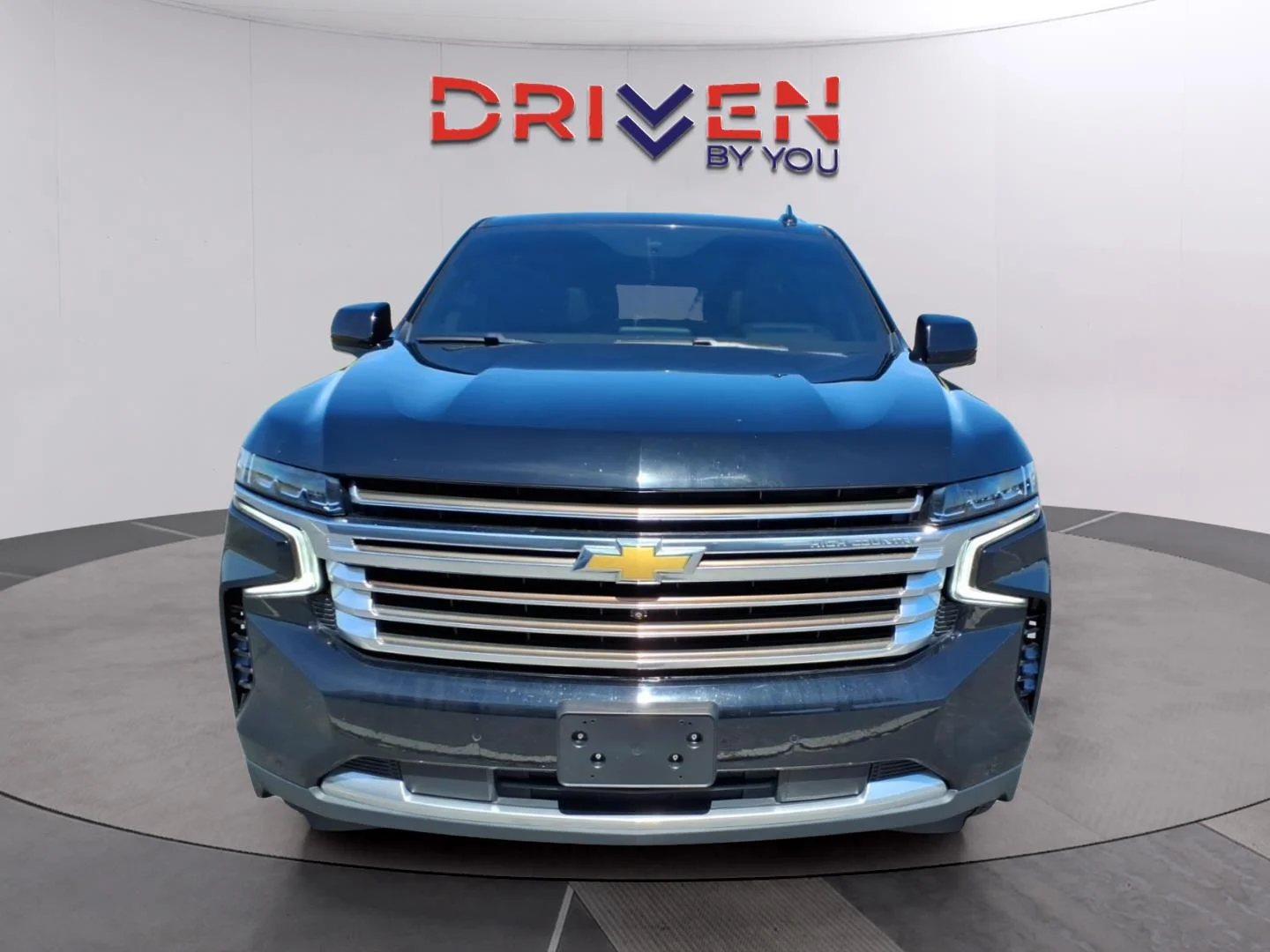 Used 2023 Black Chevrolet High Country image 8