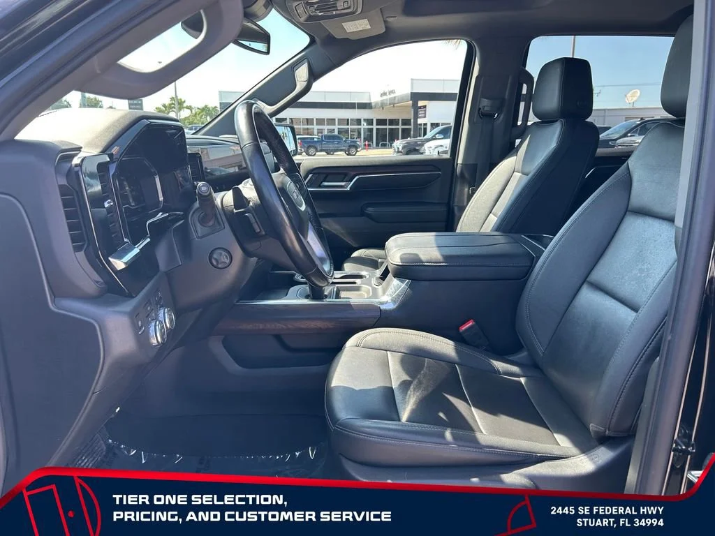 Used 2023 Onyx Black GMC SLT image 9