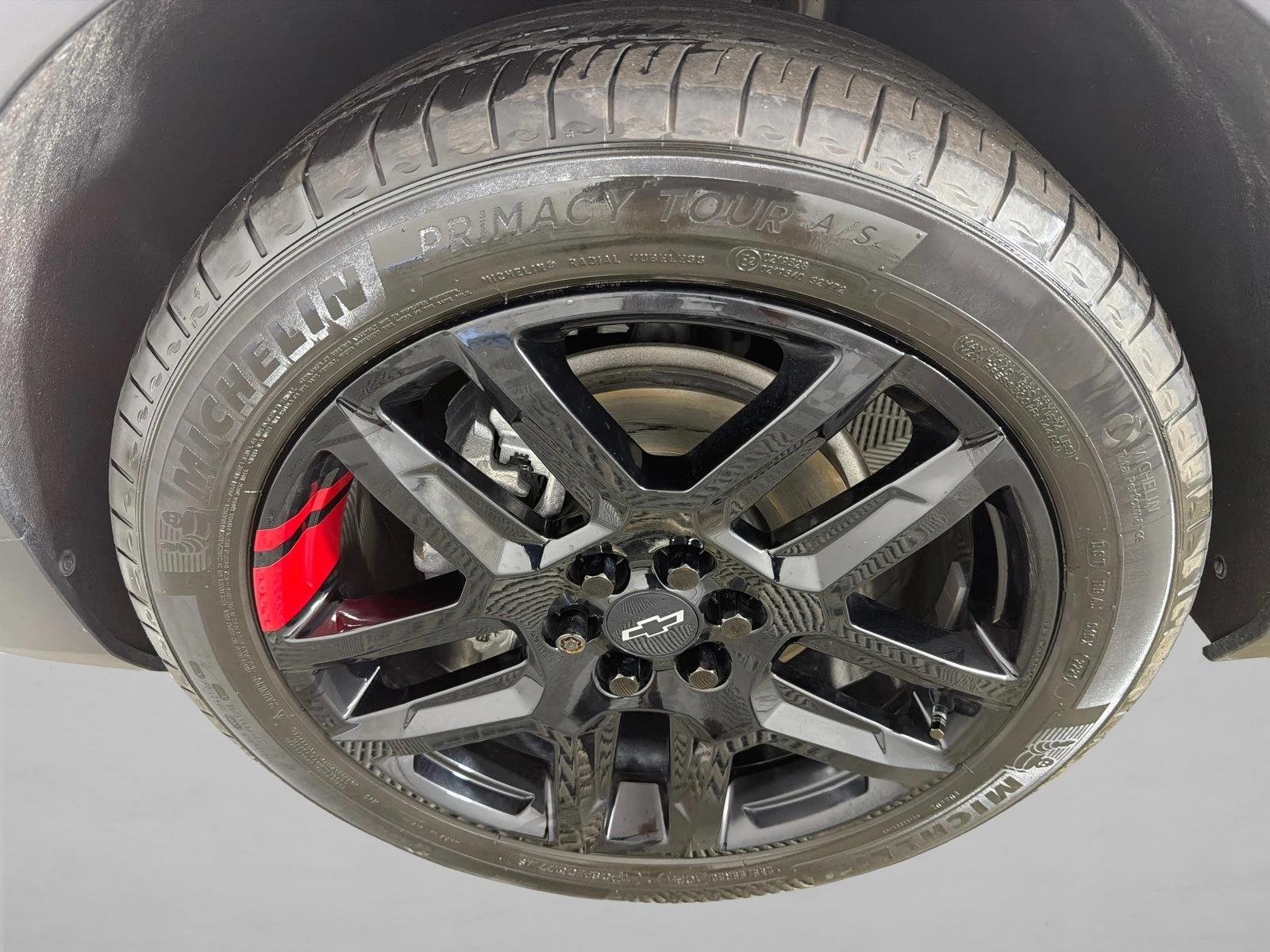 Used 2021 Silver Ice Metallic Chevrolet LT image 11