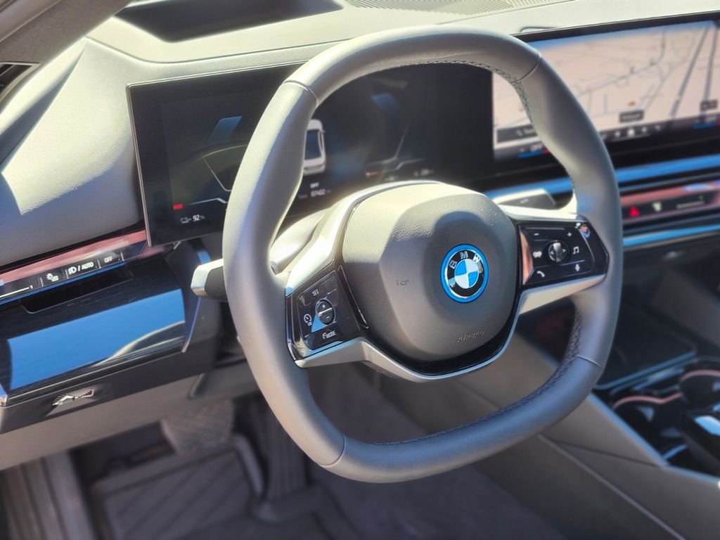 2026 BMW i5 40 - Photo 20