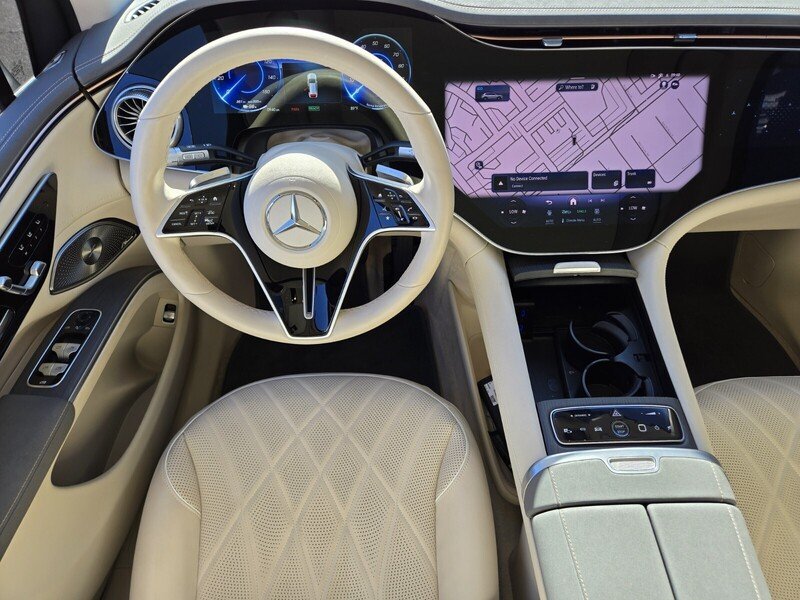 Used 2025  Mercedes-Benz 580 image 15
