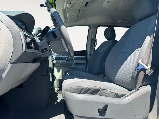 Used 2010 Blue Chrysler Touring image 11