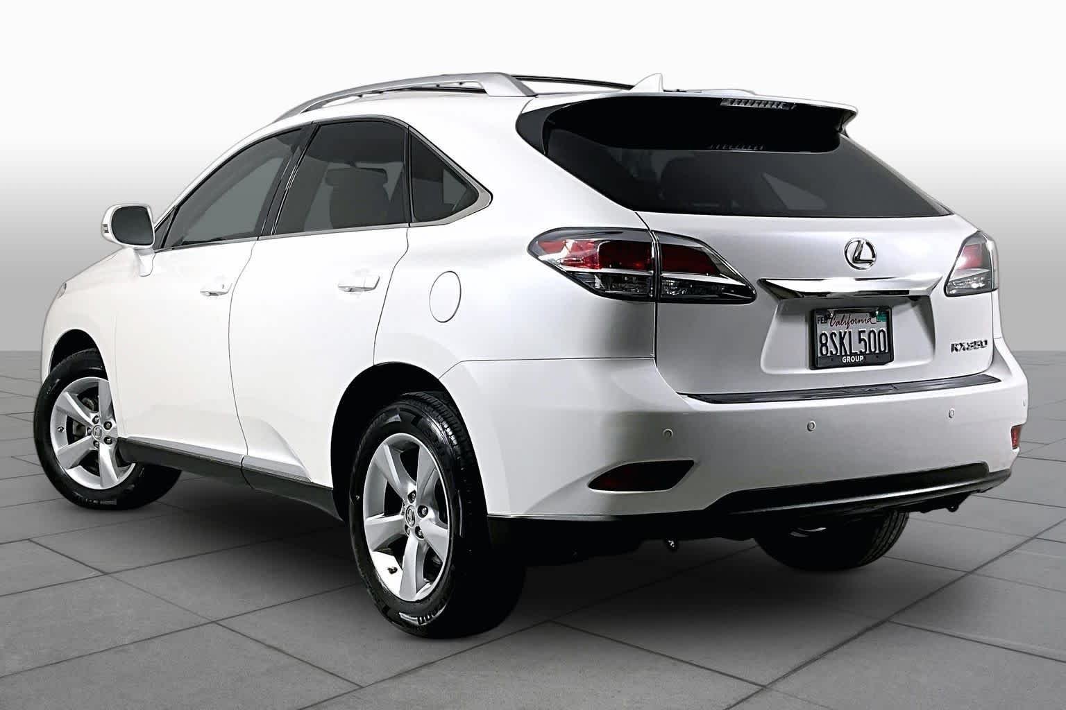 Used 2015 Starfire Pearl Lexus  image 11