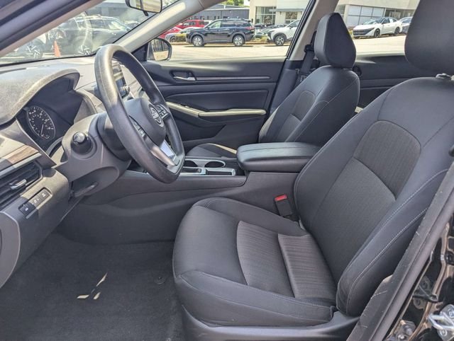 Used 2024 Black Nissan 2.5 SV image 18