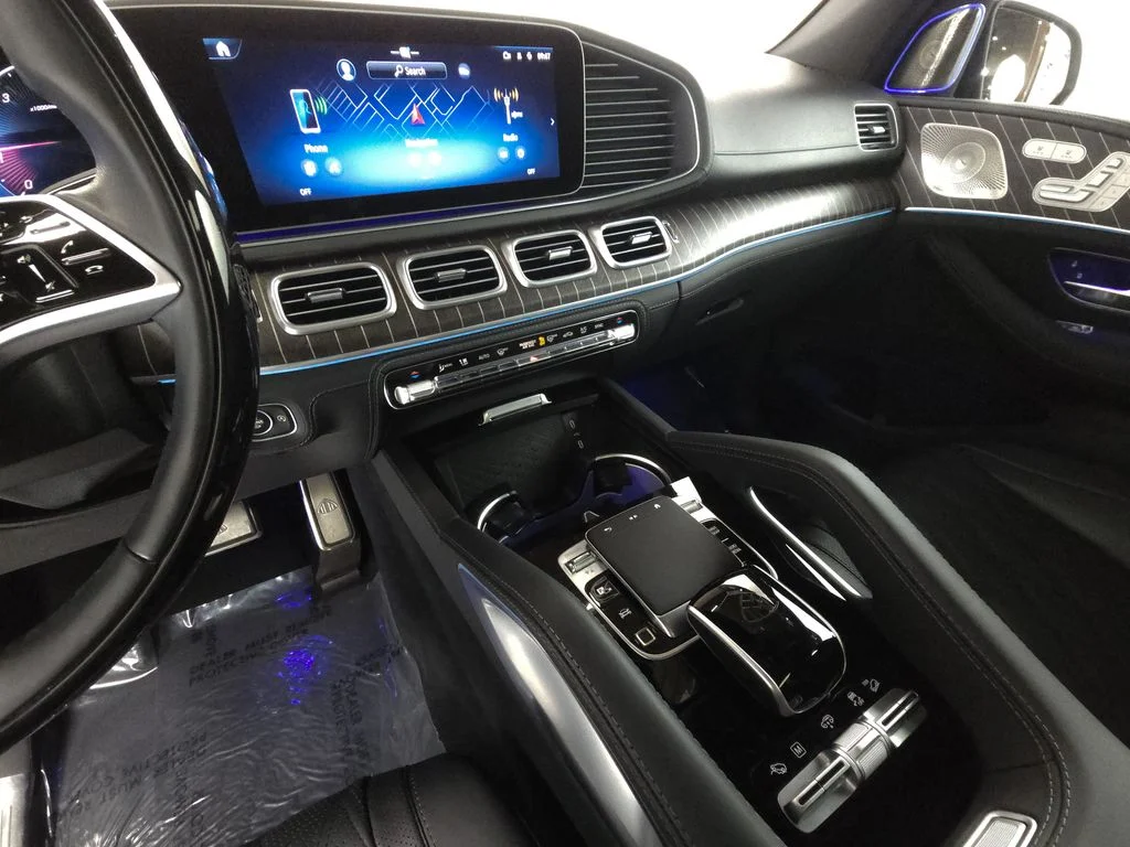 Used 2025 Black Mercedes-Benz Maybach GLS 600 image 15