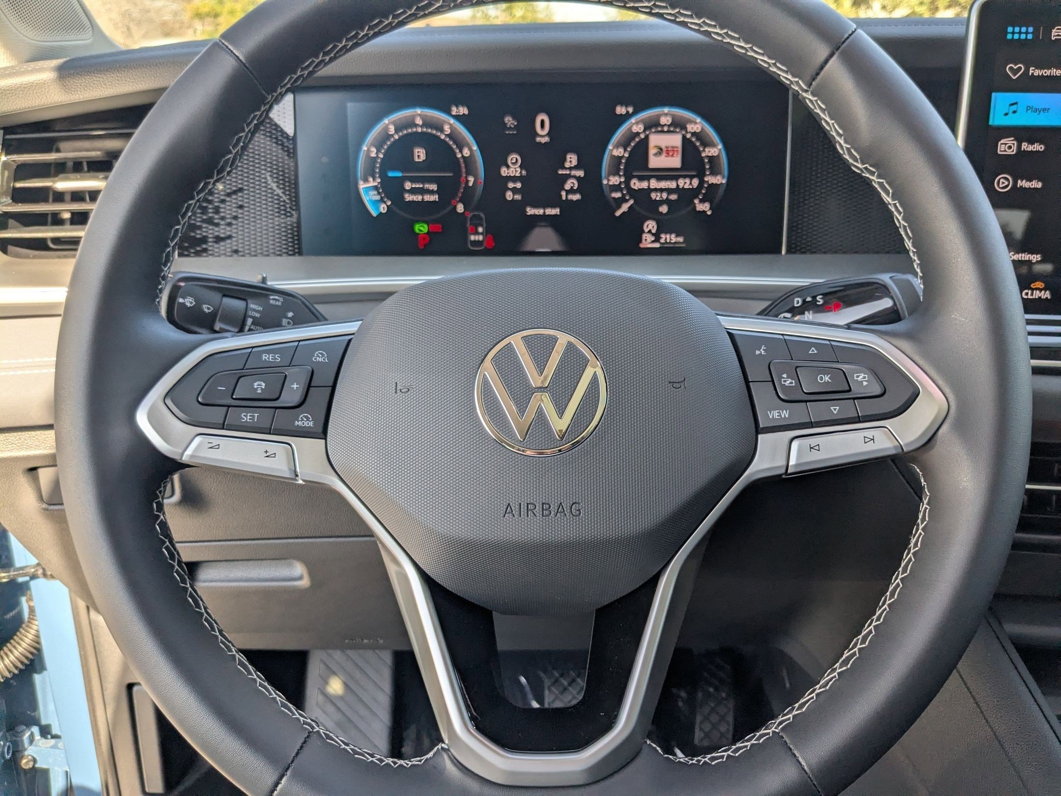 New 2026 Monterey Blue Pearl Volkswagen SE image 9