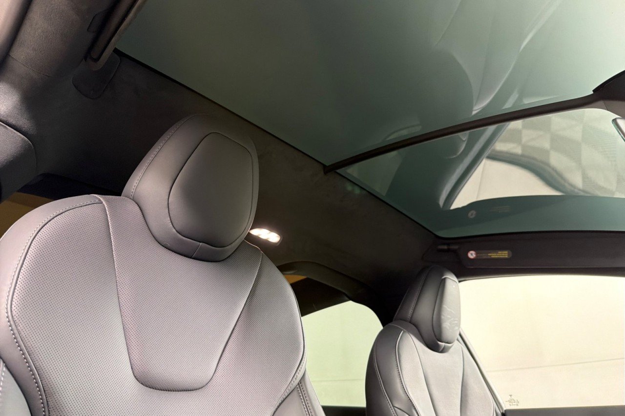 Used 2024 RED Tesla  image 16