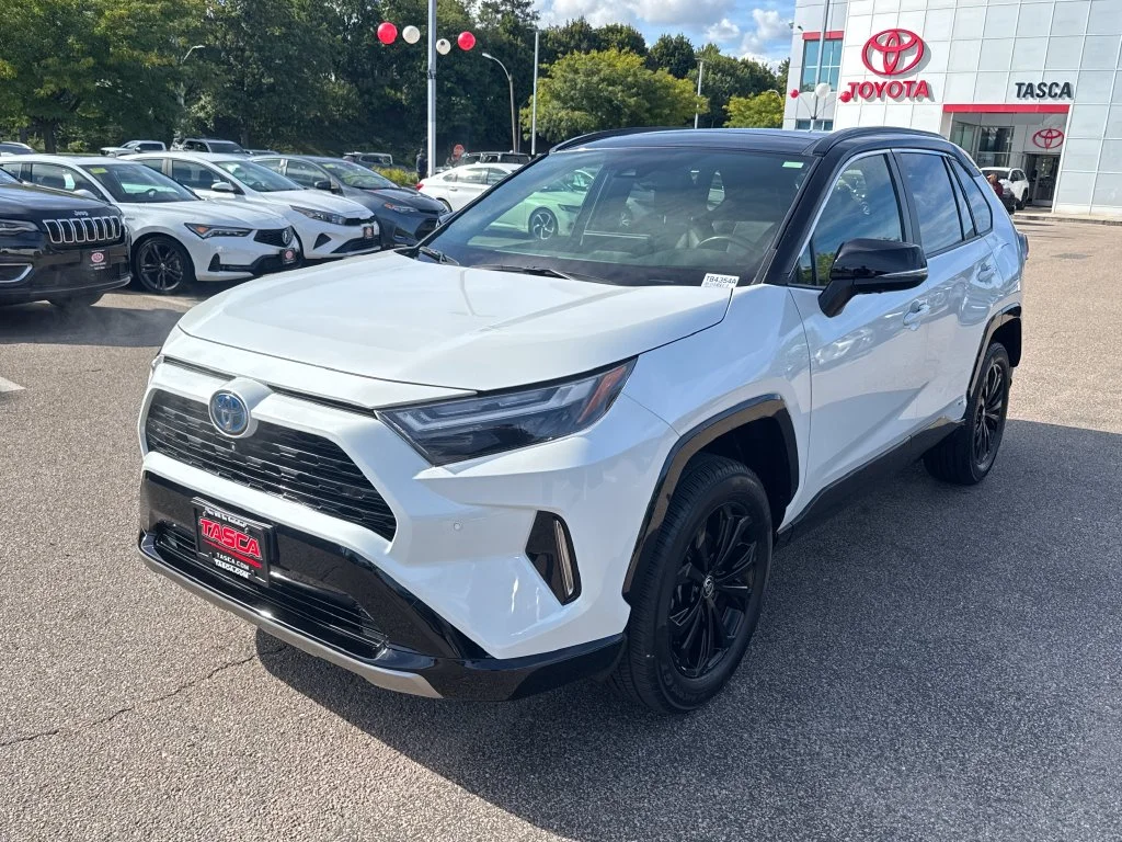 Used 2023 Beige Toyota XSE image 3