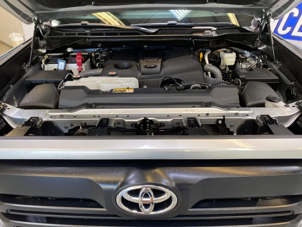 Used 2025 Silver Toyota SR5 image 9