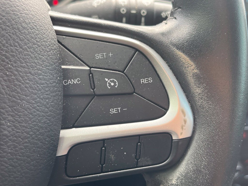 Used 2020 Silver Jeep Altitude image 14