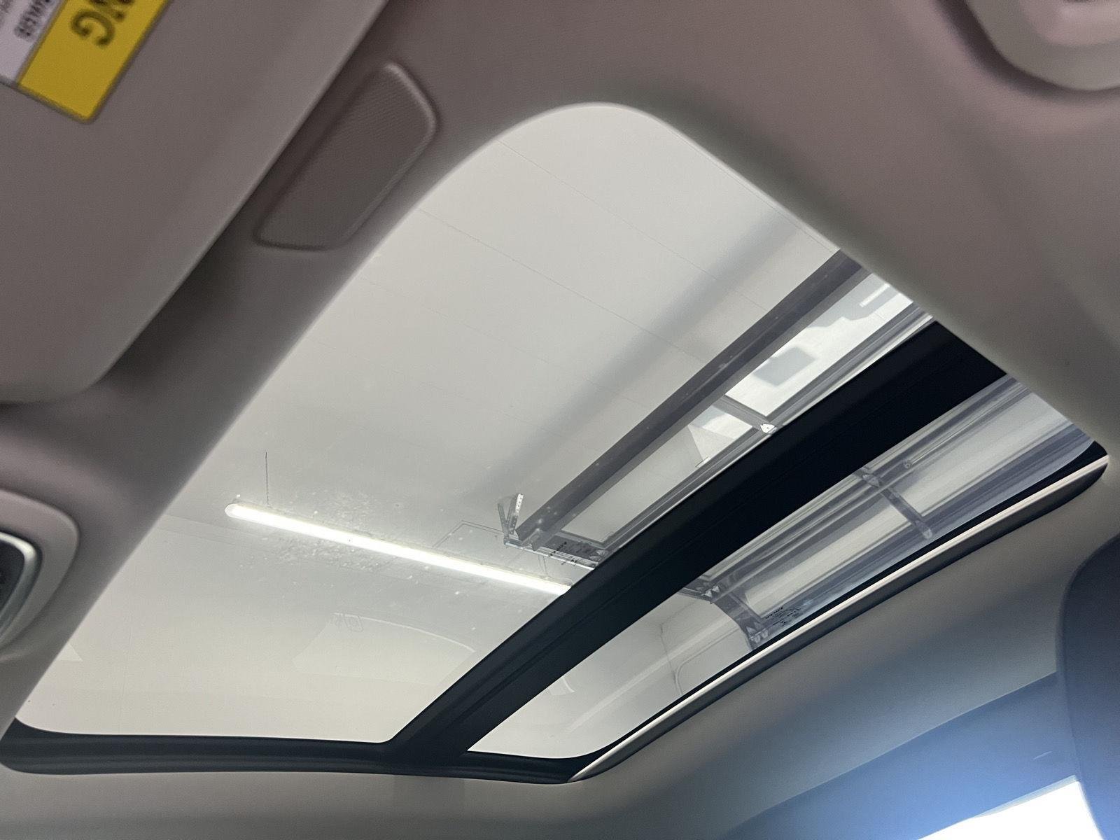 2021 Volvo S60 Inscription - Photo 22