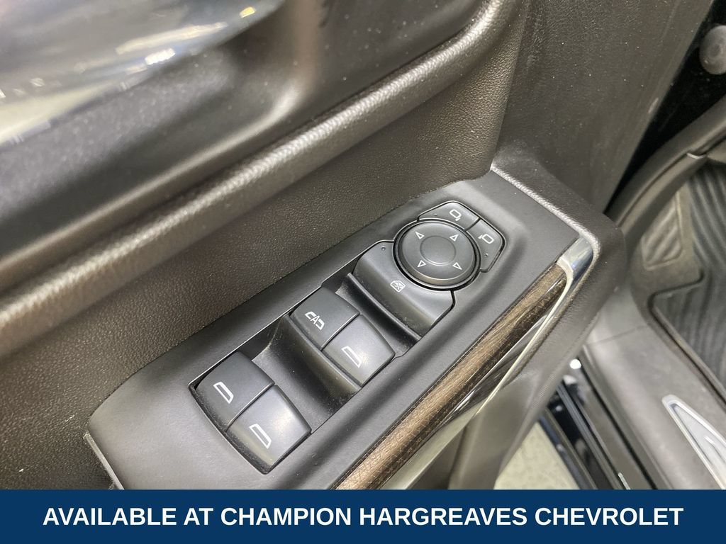 Used 2022 Black Chevrolet LT image 31