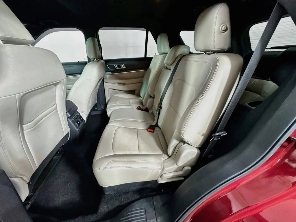 Used 2019 Red Ford Limited image 29