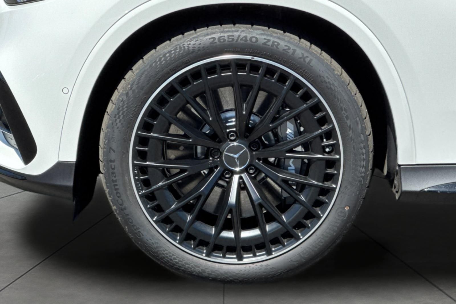 New 2027 Polar White Mercedes-Benz GLC 350e image 3