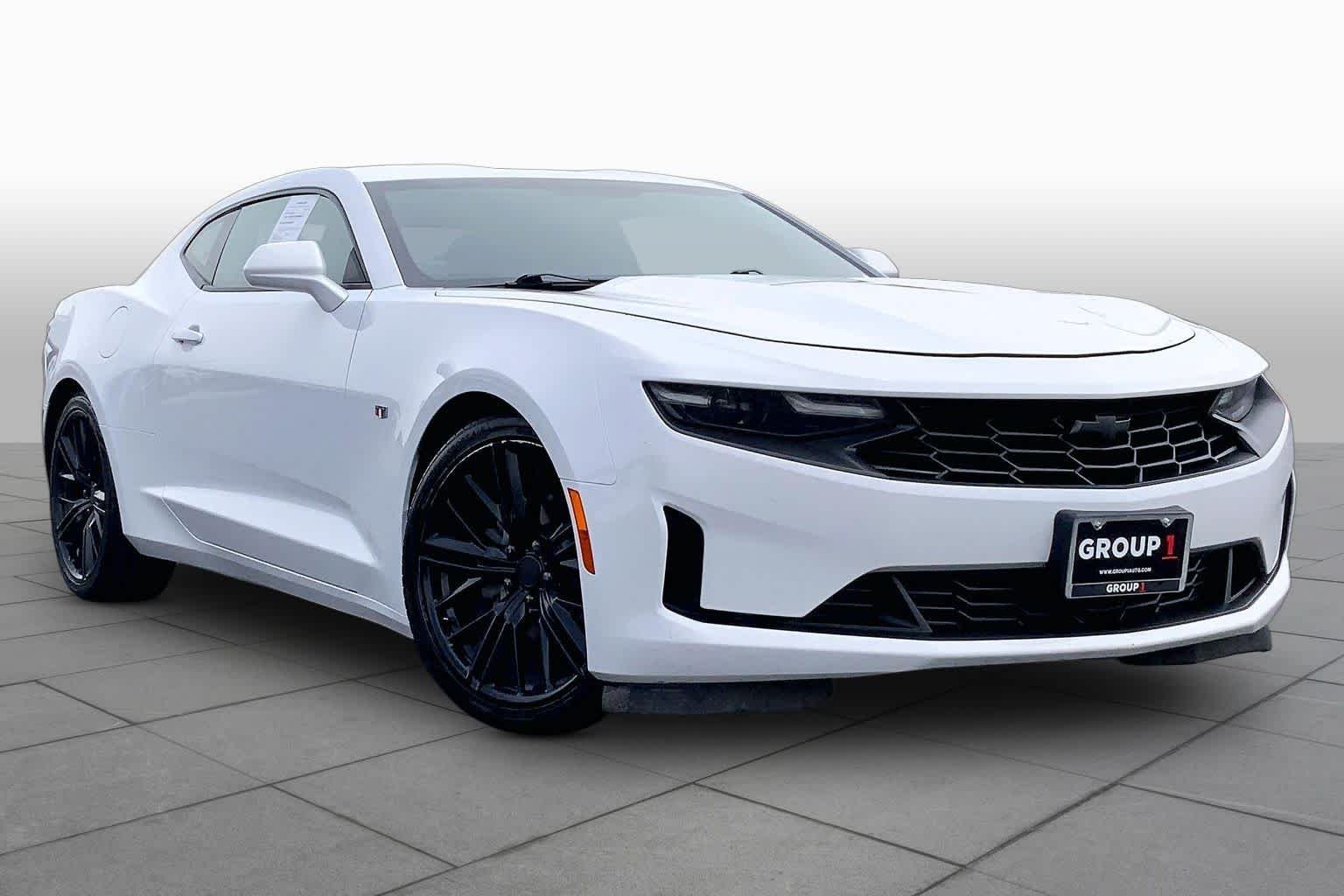Used 2022 Summit White Chevrolet 1LT image 3