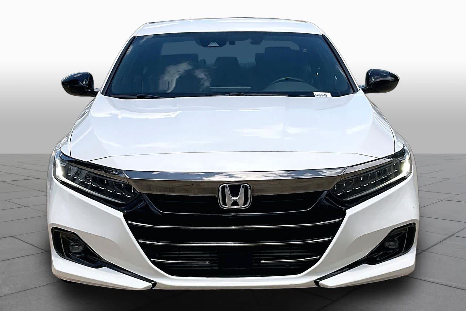 Used 2022 Platinum White Pearl Honda Sport image 4