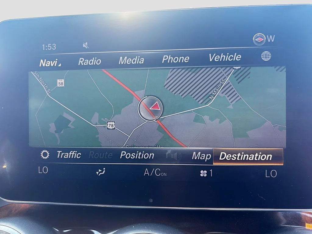 Used 2018 White Mercedes-Benz GLC 300 image 31