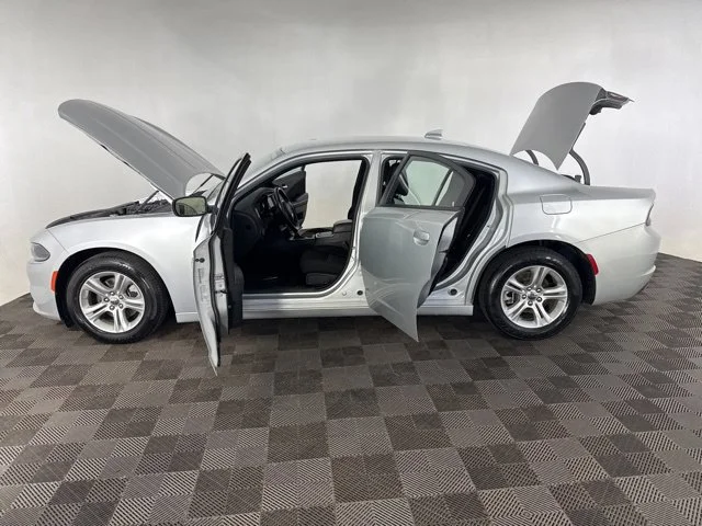 Used 2023 Silver Dodge SXT image 14