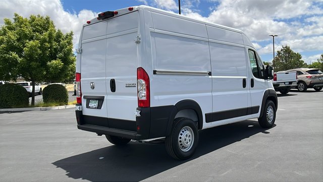 New 2026 Bright White Clearcoat RAM Tradesman image 3