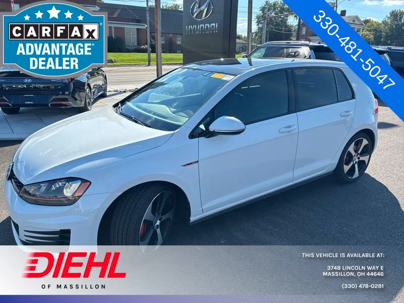 Used 2017 White Volkswagen SE image 1