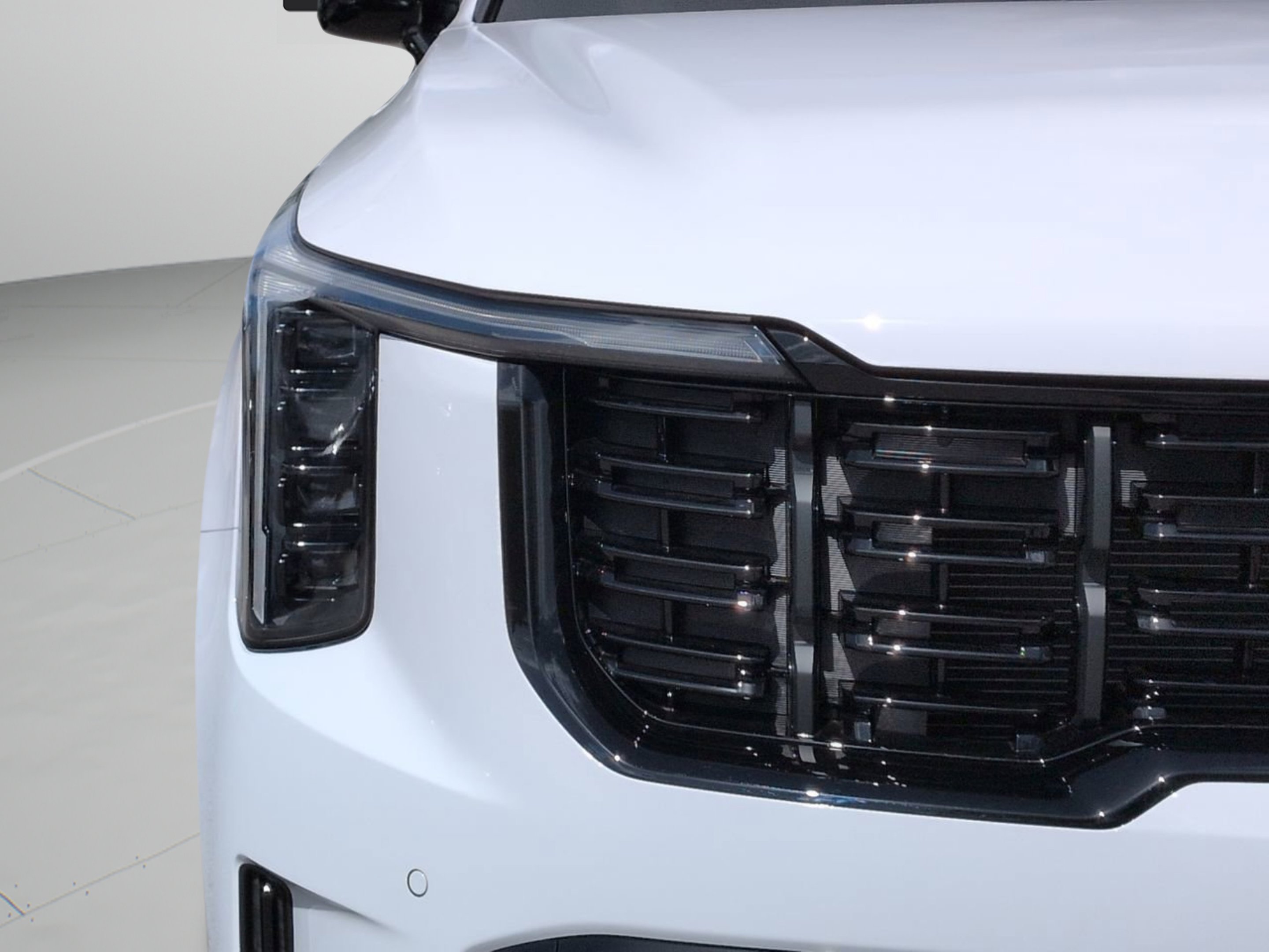 New 2026 Glacial White Kia X-Line EX image 11