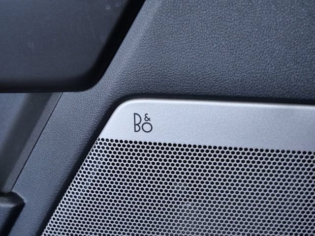 Certified Used 2025  Ford Tremor image 29