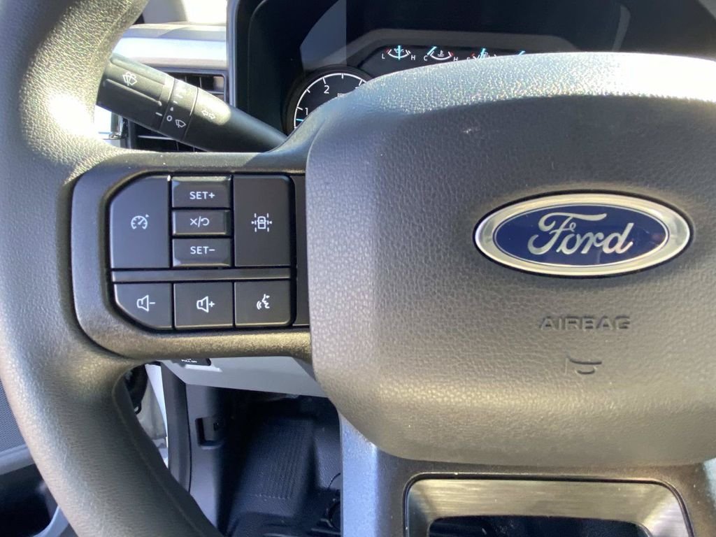 New 2026 Oxford White Ford F-450® XL image 14