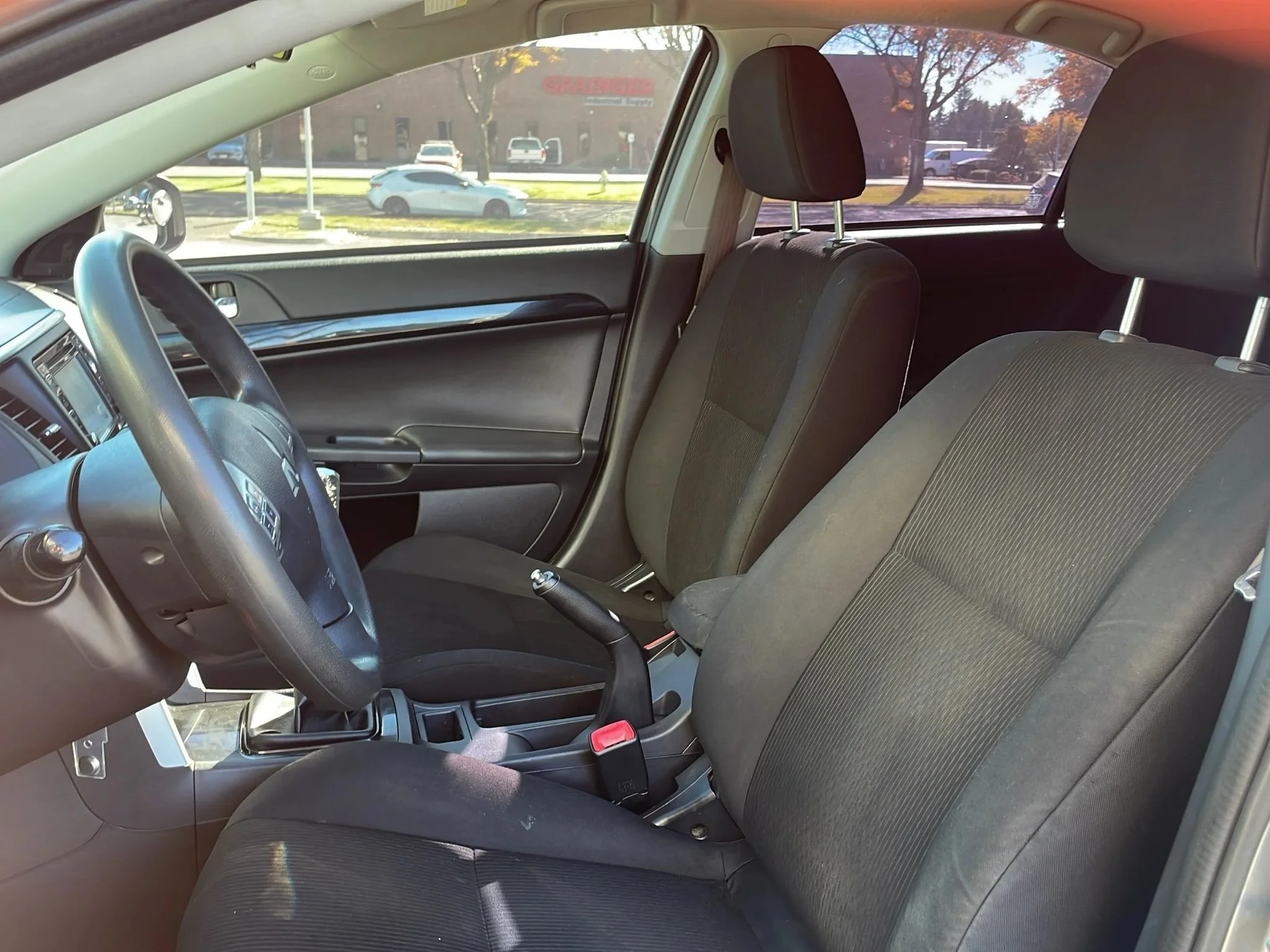 Used 2017 Mercury Gray Pearl Mitsubishi ES image 13
