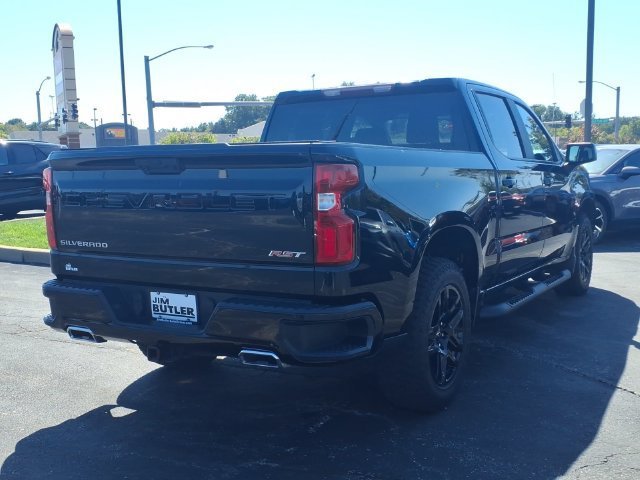 Used 2022 BLACK Chevrolet RST image 23