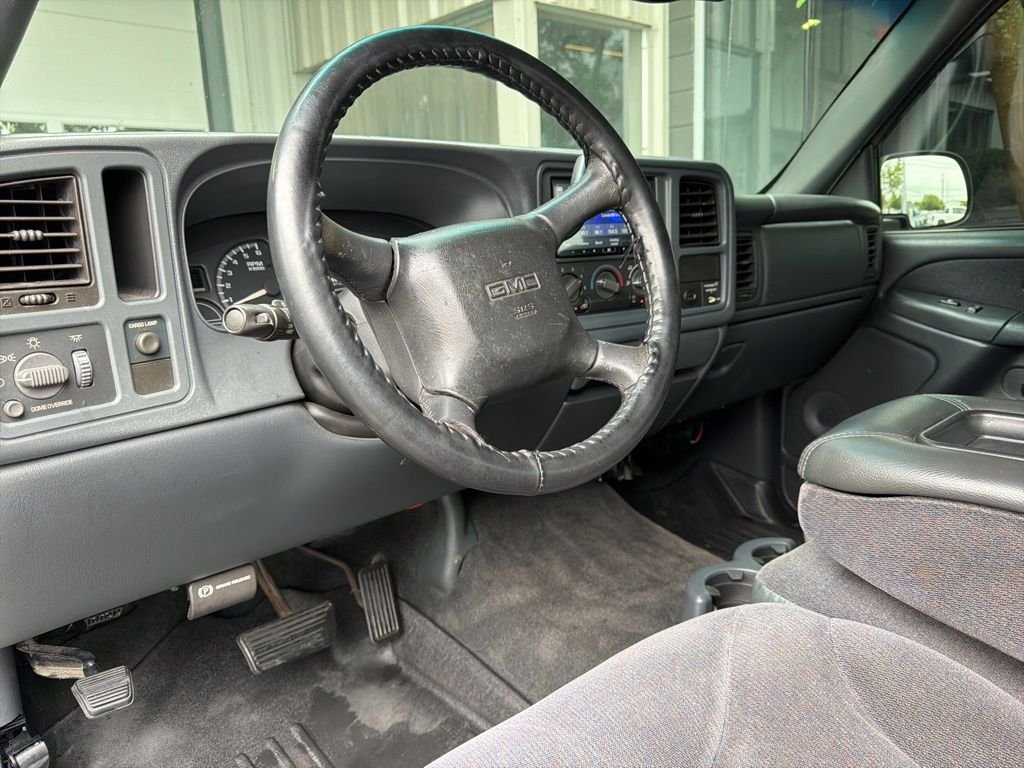 Used 2002 GMC Sierra 1500 SLE with VIN 2GTEC19V321182012 for sale in Louisville, KY