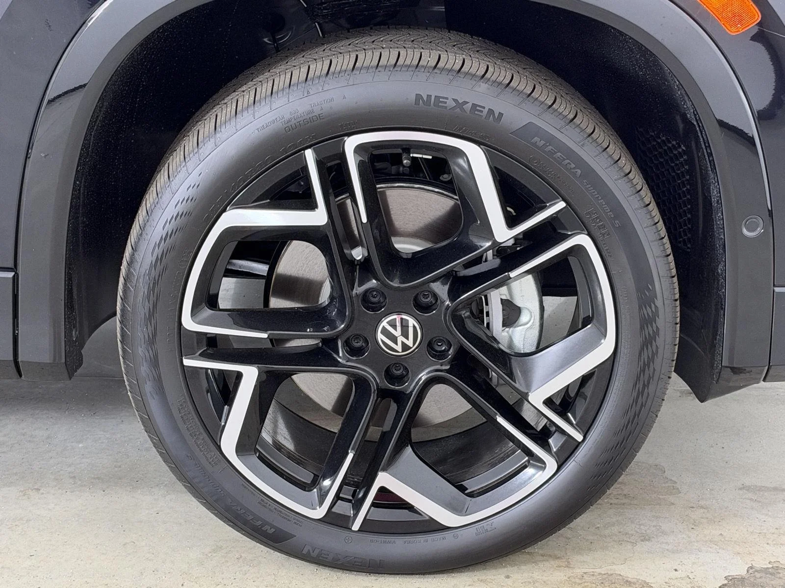 New 2026 BLACK VOLKSWAGEN  image 15
