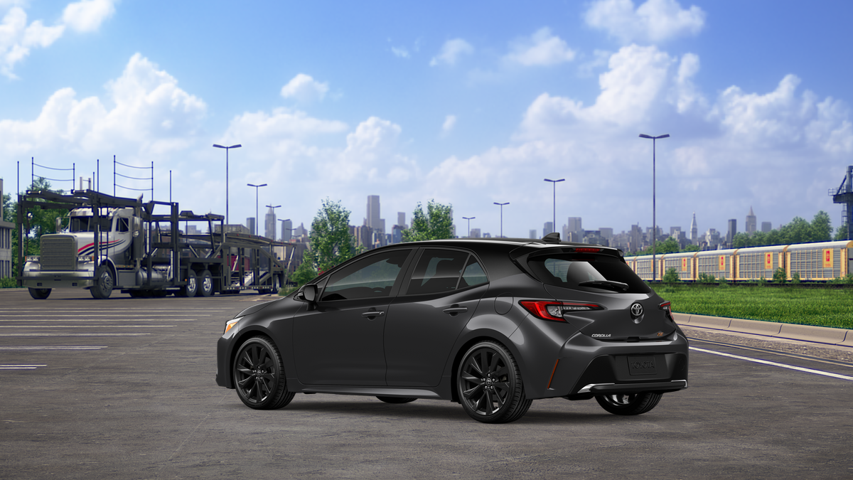 New 2026 Magnetic Gray Metallic with Midnight Black Metallic roof Toyota XSE image 6