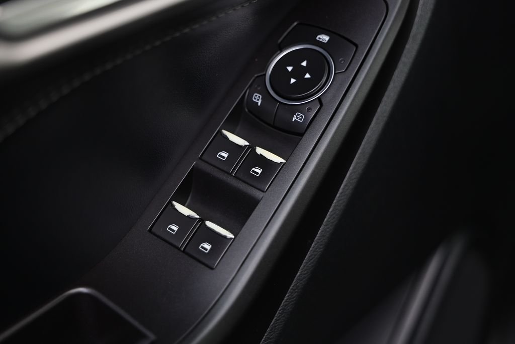 Used 2020 Magnetic Metallic Ford XLT image 16