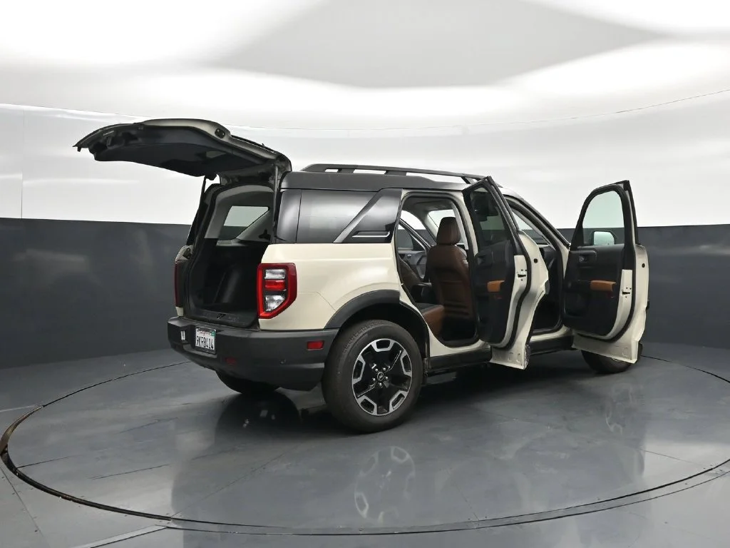Used 2024 Beige Ford Outer Banks image 5