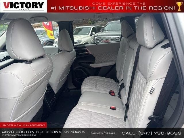 2024 Mitsubishi Outlander Plug-in Hybrid SEL - Photo 29