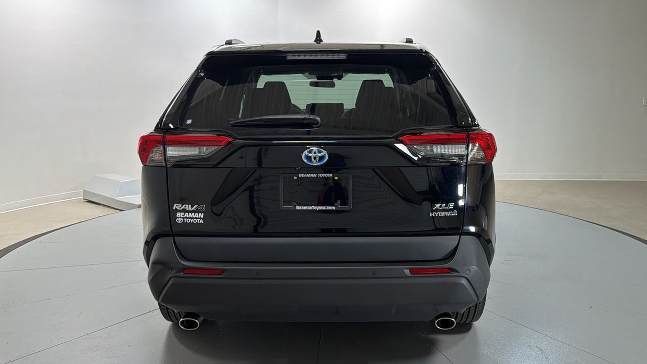 Used 2024 Black Toyota XLE Premium image 12
