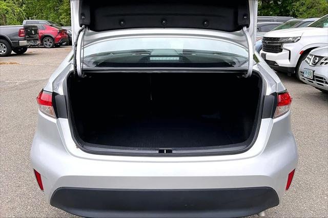 Certified Used 2025 SILVER ME. Toyota  image 30