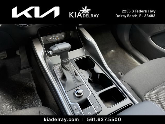New 2026 Glacial White Pearl Kia LX image 22
