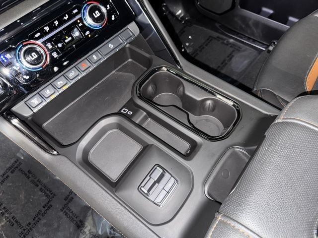 Used 2025 Summit White GMC AT4 image 29