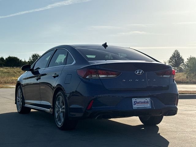 Used 2019 Blue Hyundai Sport image 6