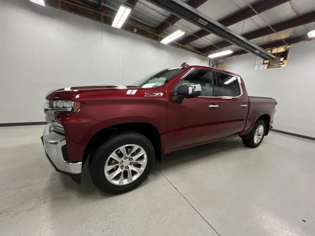 Used 2019 Red Chevrolet LTZ image 5