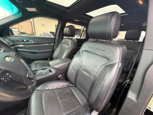 Used 2017 Black Ford Platinum image 22