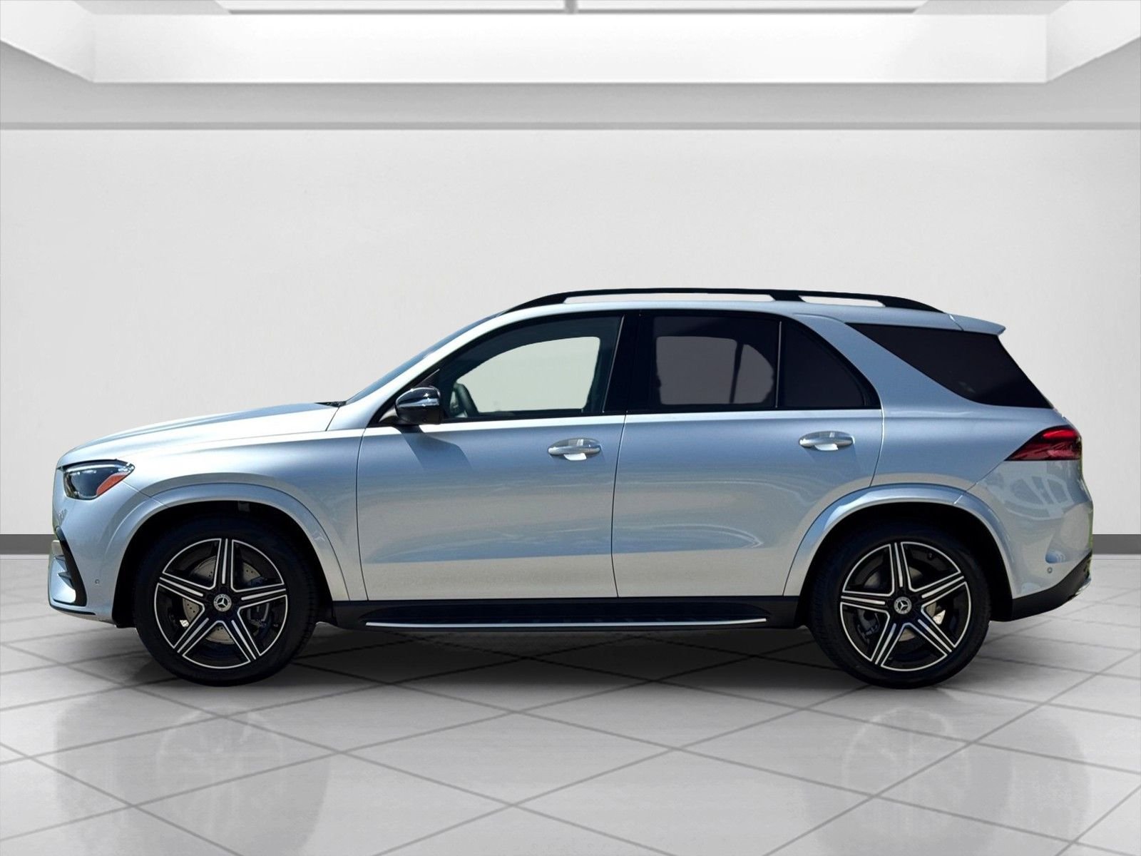 New 2026 Cirrus Silver Metallic Mercedes-Benz GLE 450 image 5