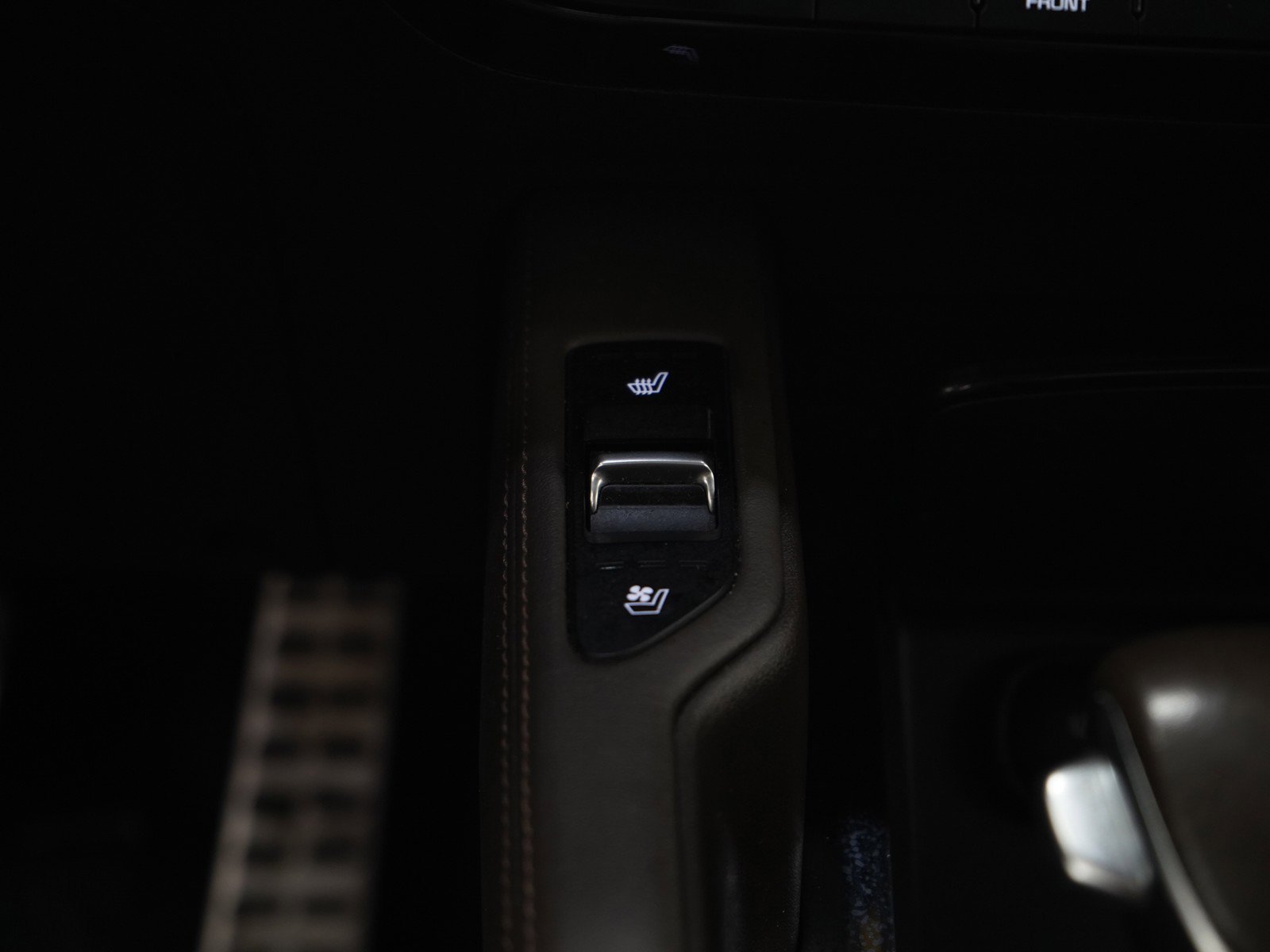 Used 2020 Dark Moss Kia SX AWD image 18