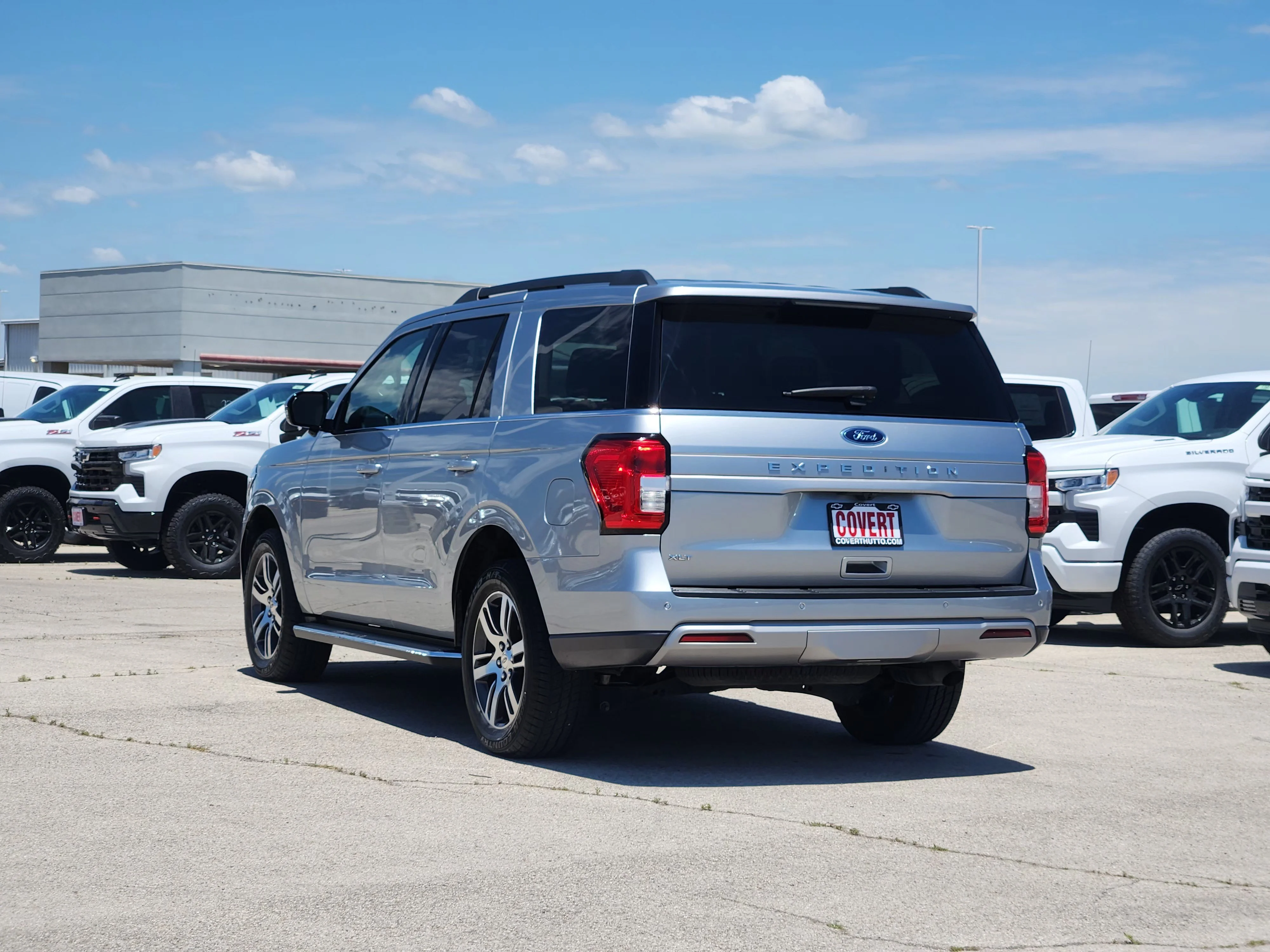 Used 2022 Silver Ford XLT image 5