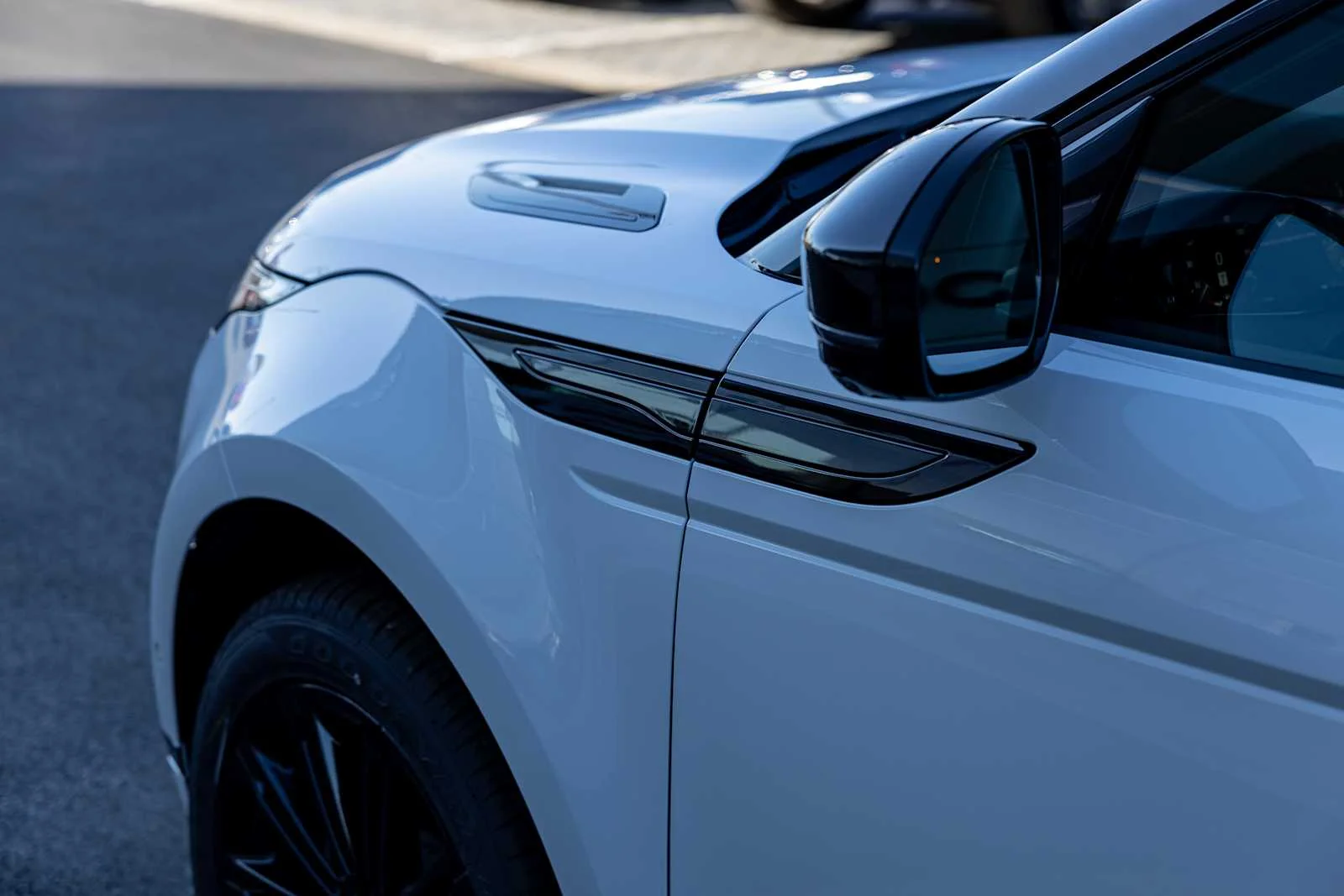 2026 Land Rover Range Rover Evoque Dynamic SE - Photo 34
