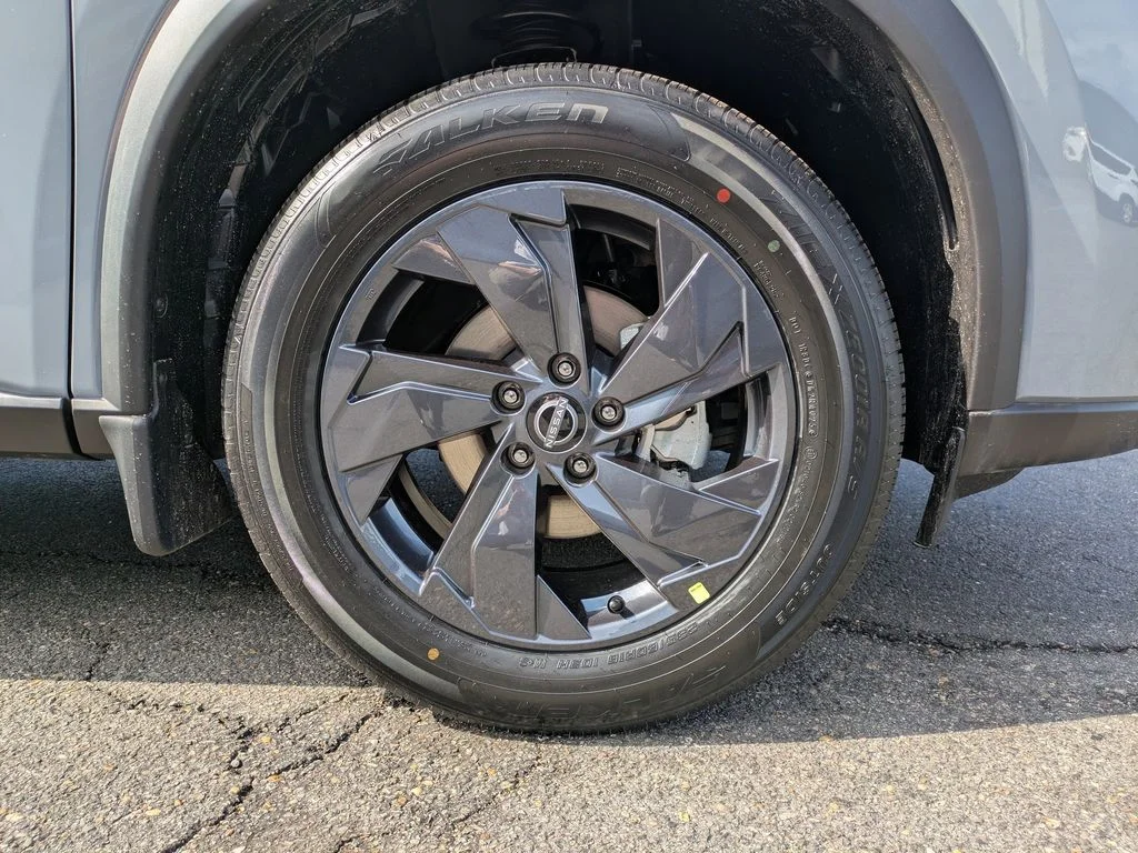 New 2026 Boulder Gray Pearl Nissan SV image 11